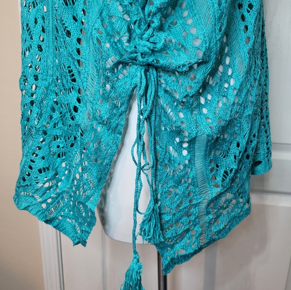 My Boutique Teal Crochet Swim Cover Up Top - Picture 5 of 11